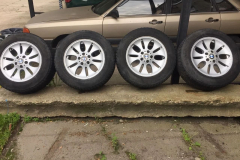 BMW 225_65 R17 bridgestone blizzak